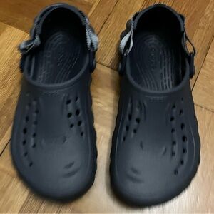 Echo crocs
